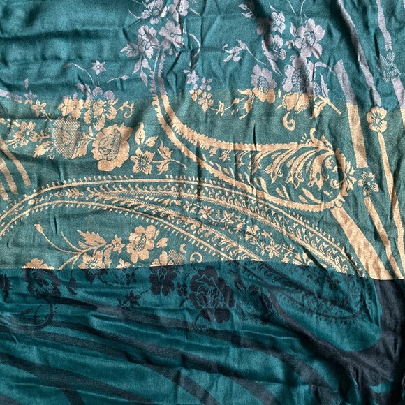 Women's Designer Scarf by Nicole - 100% Pashmina - Picture 7 of 10